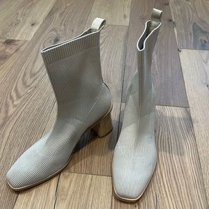 🔥Brand New Never Worn Dolce Vita Sock Boots